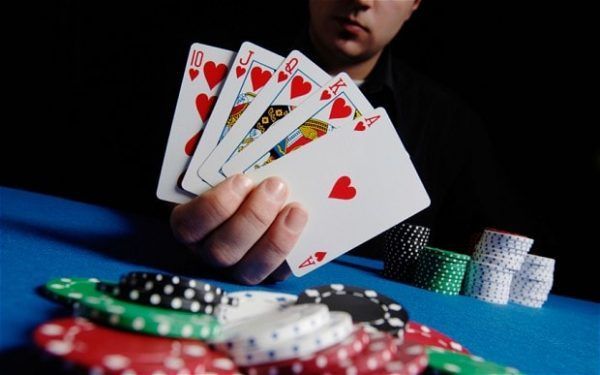 Card Casino کیسینو میں بکراٹکھیلیں